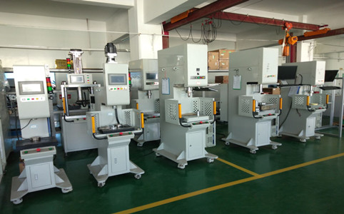 电池盖板压铆用伺服压力机手艺